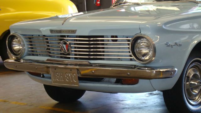 Plymouth Valiant 1964 photo 29
