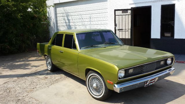 Plymouth Valiant 1972 photo 2