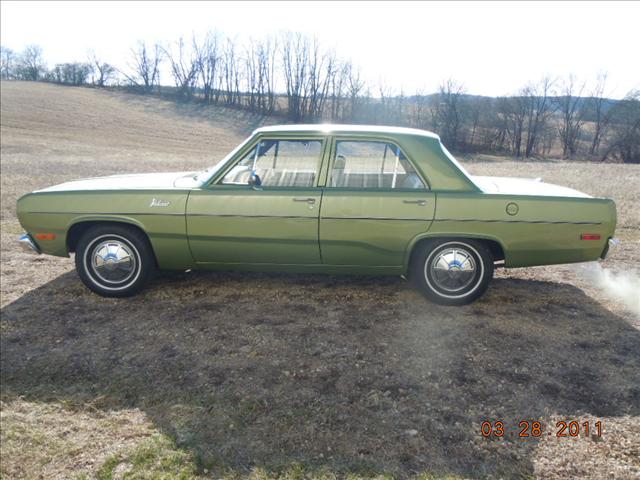 Plymouth Valiant 1972 photo 2