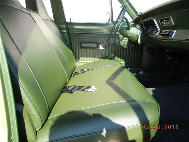 Plymouth Valiant 1972 photo 4