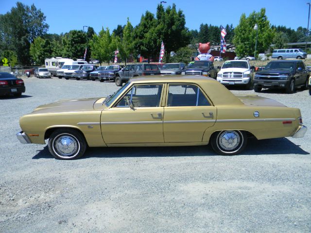 Plymouth Valiant 1975 photo 3