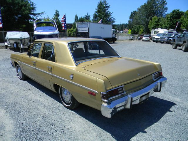 Plymouth Valiant 1975 photo 4
