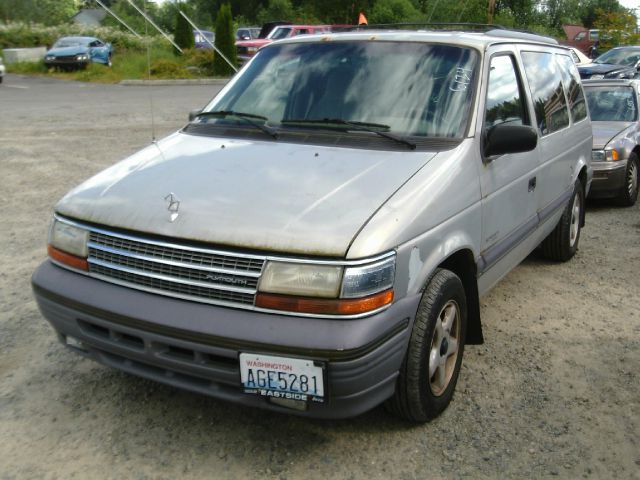 Plymouth Voyager 1995 photo 6