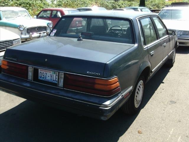 Pontiac 6000 1987 photo 3