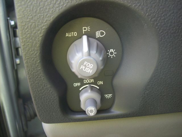 Pontiac Aztek 2003 photo 2