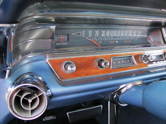 Pontiac Bonneville 1963 photo 14