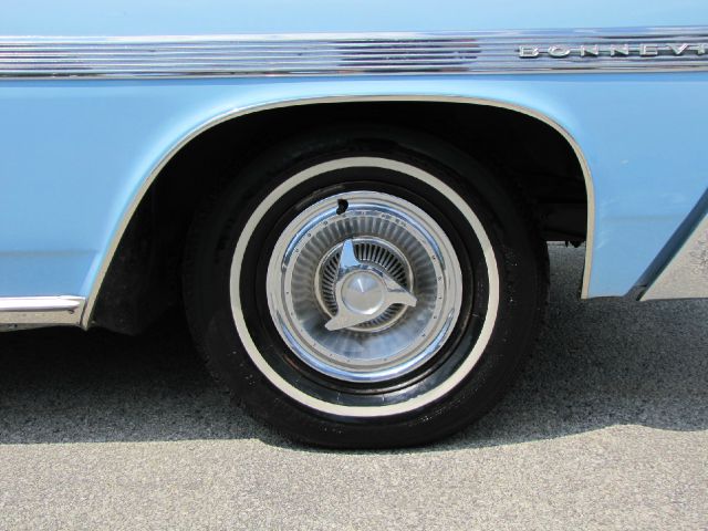 Pontiac Bonneville 1963 photo 3