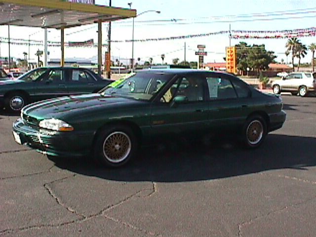 Pontiac Bonneville 1993 photo 4