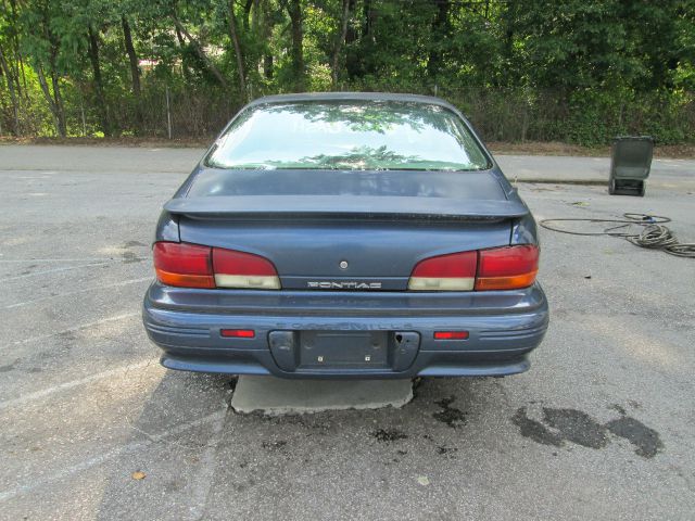 Pontiac Bonneville 1994 photo 3