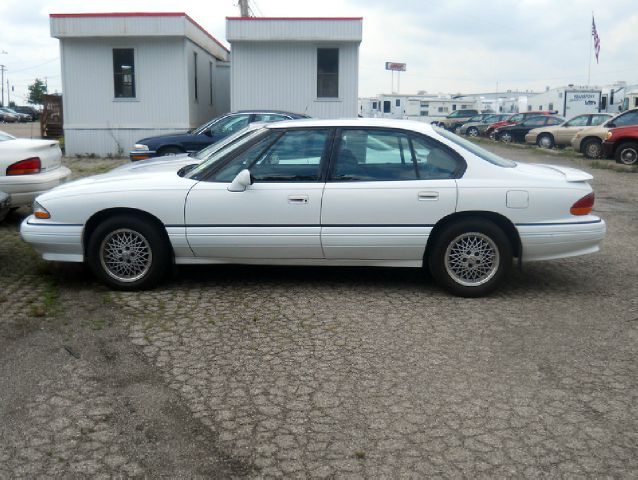 Pontiac Bonneville 1995 photo 1