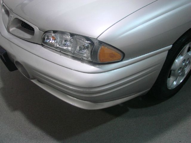 Pontiac Bonneville 1996 photo 4