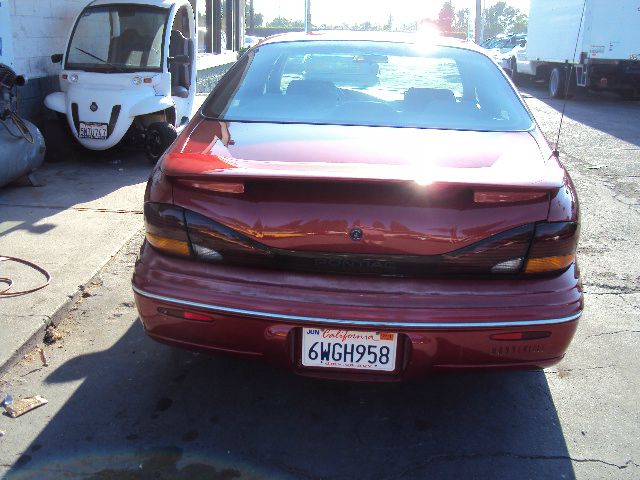 Pontiac Bonneville 1998 photo 2