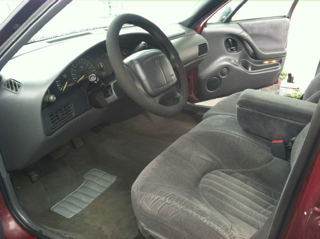 Pontiac Bonneville 1998 photo 4