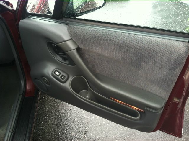 Pontiac Bonneville 1998 photo 5