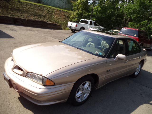 Pontiac Bonneville 1999 photo 12