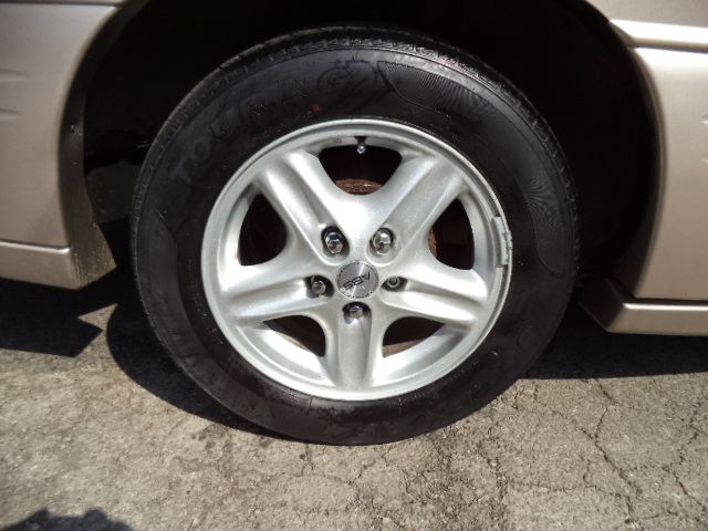 Pontiac Bonneville 1999 photo 9