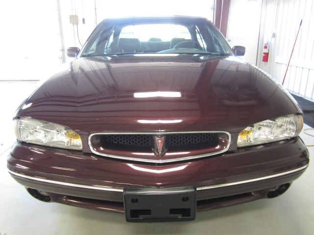 Pontiac Bonneville 1999 photo 4