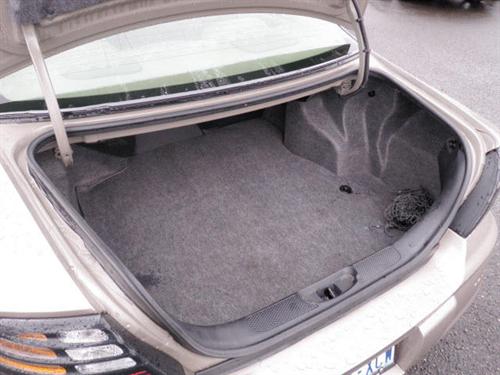 Pontiac Bonneville 2000 photo 1