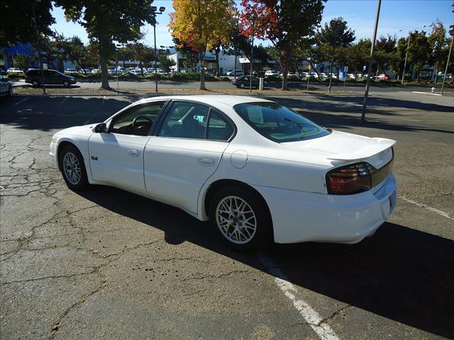 Pontiac Bonneville 2000 photo 4