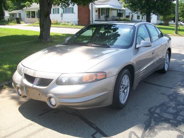 Pontiac Bonneville 2000 photo 1