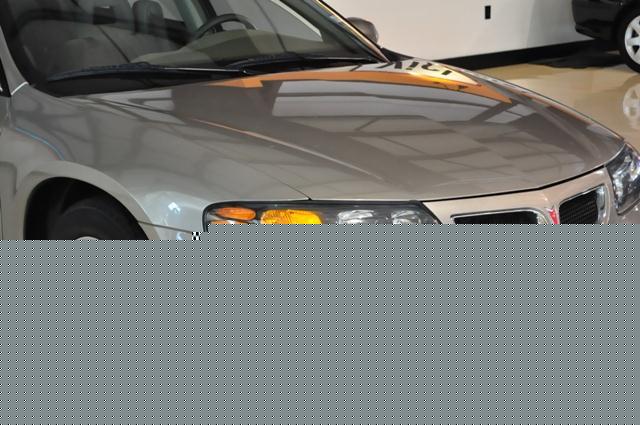 Pontiac Bonneville 2000 photo 1