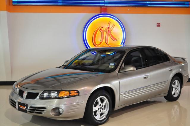 Pontiac Bonneville 2000 photo 3