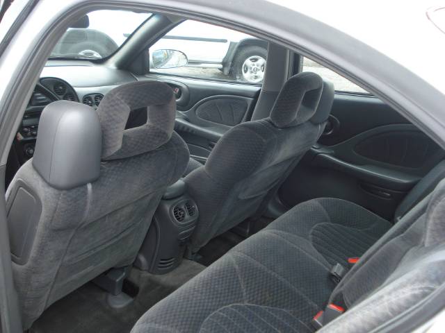 Pontiac Bonneville 2000 photo 3