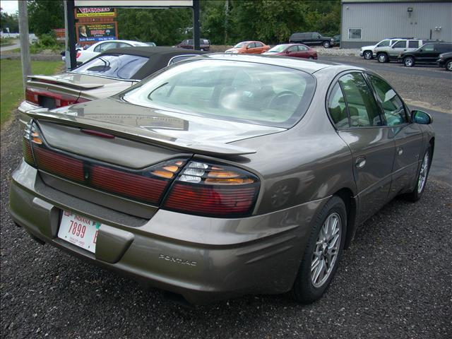 Pontiac Bonneville 2000 photo 2