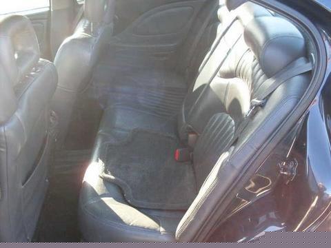 Pontiac Bonneville 2001 photo 2