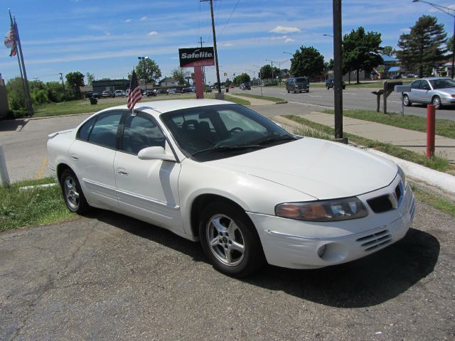 Pontiac Bonneville 2001 photo 7