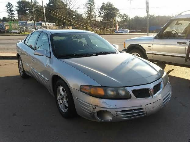 Pontiac Bonneville 2001 photo 3