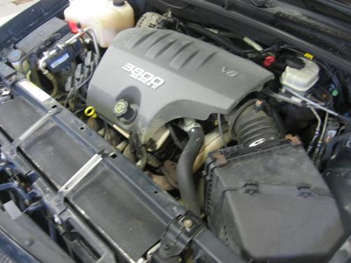 Pontiac Bonneville 2001 photo 4