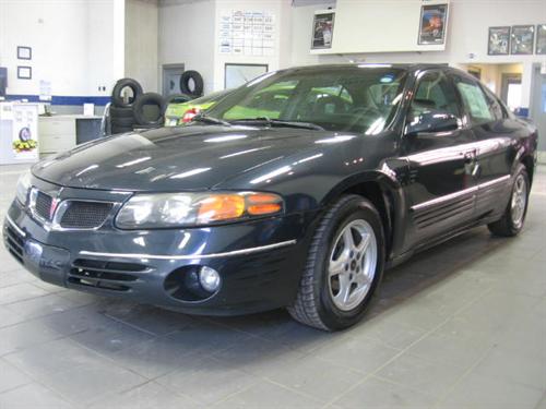 Pontiac Bonneville 2001 photo 1