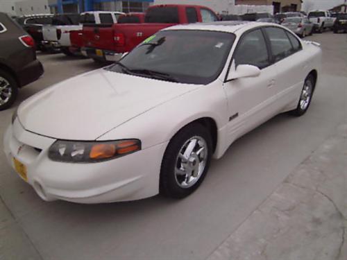Pontiac Bonneville 2001 photo 1