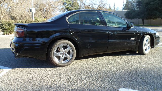 Pontiac Bonneville 4DR Limited AWD Sedan