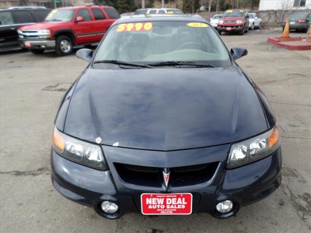 Pontiac Bonneville 2002 photo 1