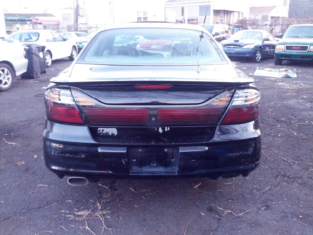 Pontiac Bonneville 2002 photo 3