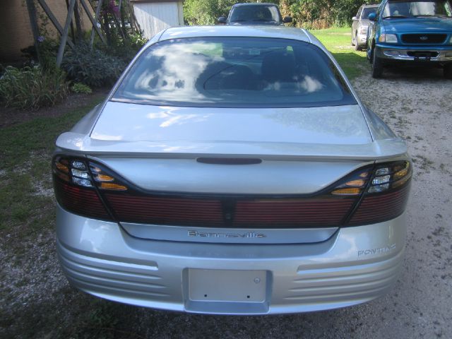 Pontiac Bonneville 2003 photo 4