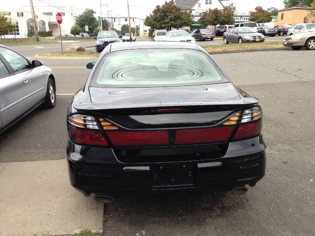 Pontiac Bonneville 2003 photo 2