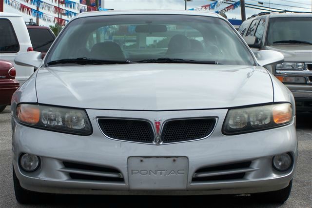 Pontiac Bonneville 2003 photo 8