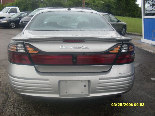 Pontiac Bonneville 2004 photo 4