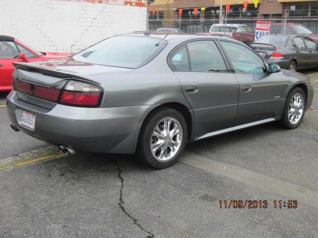 Pontiac Bonneville 2004 photo 2