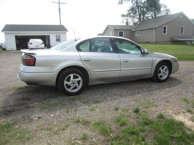 Pontiac Bonneville 2004 photo 5