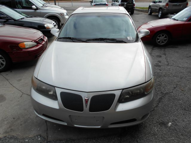 Pontiac Bonneville 2004 photo 2