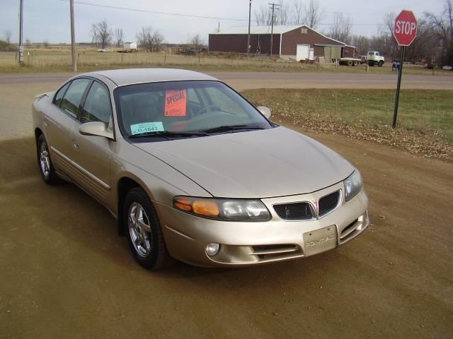 Pontiac Bonneville 2005 photo 4