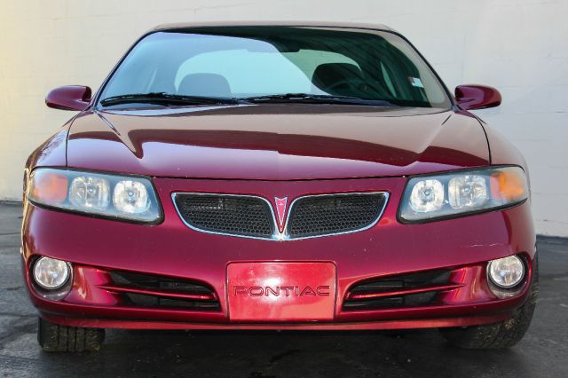 Pontiac Bonneville 2005 photo 3
