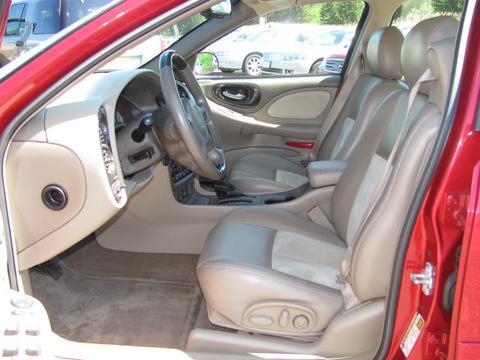 Pontiac Bonneville 2005 photo 1