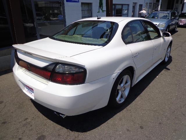 Pontiac Bonneville Special Sedan