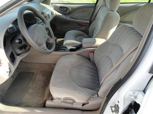 Pontiac Bonneville 2005 photo 3