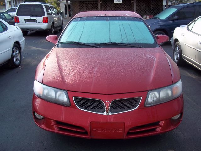 Pontiac Bonneville 2005 photo 4